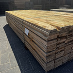 Douglas plank fijn bezaagd